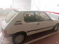 Usado Peugeot 205 GTi 95 CV (69 kW) 1990 Blanco Berlina