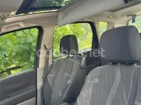 Usado Renault Scénic Dynamique 130 CV (95 kW) 2006 Negro Monovolumen