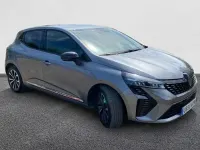 Usado Renault Clio Techno 90 CV (66 kW) 2025 Utilitario