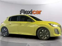 Usado Peugeot 208 Allure 101 CV (74 kW) 2025 Amarillo Utilitario