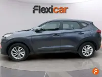 Usado Hyundai Tucson 114 CV (83 kW) 2017 Gris SUV