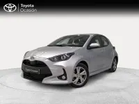 Usado Toyota Yaris Active 116 CV (85 kW) 2025 Gris / plata Utilitario