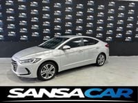 Usado Hyundai Elantra 128 CV (94 kW) 2018 Gris / plata Berlina