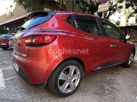 Usado Renault Clio IV Authentique 75 CV (55 kW) 2016 Rojo Berlina