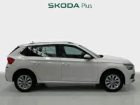 Usado Skoda Kamiq Ambition 110 HP (80 kW) 2022 Branco SUV