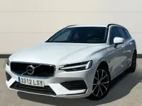 Usado Volvo V60 Momentum 197 CV (144 kW) 2021 Blanco Familiar