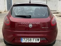 Usado Fiat Bravo Dynamic 120 CV (88 kW) 2007 Granate Utilitario