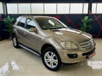 Usado Mercedes ML320 224 CV (164 kW) 2008 Beige SUV
