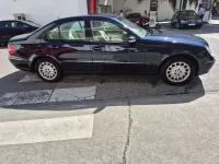 Usado Mercedes E240 177 CV (130 kW) 2004 Azul Berlina