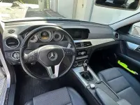 Usado Mercedes C200 Avantgarde 136 CV (100 kW) 2012 Blanco Familiar