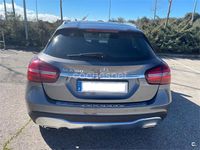 Usado Mercedes GLA180 122 CV (89 kW) 2019 Gris / plata SUV