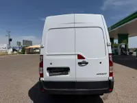 Usado Renault Master 135 CV (99 kW) 2022 Blanco Monovolumen