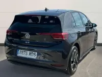 Usado VW ID.3 Pro 106 kW (145 CV) 2023 Negro Utilitario