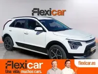 Usado Kia Niro 141 CV (103 kW) 2023 Blanco SUV