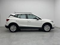 Usado Seat Arona Style 110 CV (80 kW) 2023 Blanco SUV