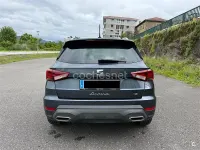 Usado Seat Arona FR 115 CV (84 kW) 2024 Gris / plata SUV