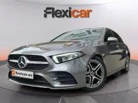 Usado Mercedes A180 116 CV (85 kW) 2019 Gris Berlina