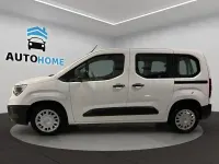 Usado Opel Combo Life Innovation 102 CV (75 kW) 2020 Blanco Monovolumen