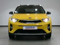 Usado Kia Stonic 101 CV (74 kW) 2018 Amarillo SUV
