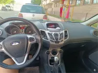 Usado Ford Fiesta Titanium 96 CV (70 kW) 2009 Azul Berlina