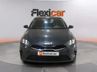 Usado Kia Ceed 136 CV (100 kW) 2023 Gris Utilitario