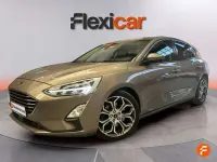 Usado Ford Focus Titanium 150 CV (110 kW) 2018 Marrón Utilitario