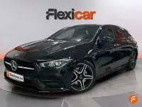 Usado Mercedes CLA200 Shooting Brake 150 CV (110 kW) 2021 Negro Familiar