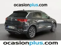 Usado VW T-Roc Advance 110 CV (80 kW) 2021 Gris / plata SUV