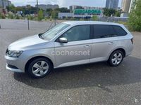 Usado Skoda Fabia Ambition 90 CV (66 kW) 2017 Gris / plata Utilitario