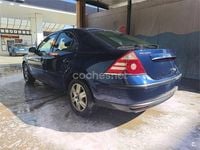 Usado Ford Mondeo Trend 115 CV (84 kW) 2004 Azul Berlina