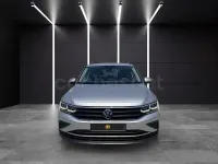 Usado VW Tiguan Life 150 CV (110 kW) 2022 Gris / plata SUV
