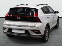 Usado Hyundai Bayon 101 CV (74 kW) 2025 Gris SUV