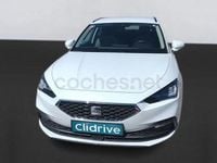 Usado Seat Leon Style 115 CV (84 kW) 2021 Blanco Familiar