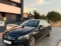 Usado Mercedes C200 Elegance 136 CV (100 kW) 2015 Negro Berlina