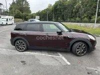 Usado Mini Cooper Clubman 136 CV (100 kW) 2019 Granate Familiar