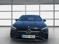Usado Mercedes A180 Advanced 136 CV (100 kW) 2025 Negro Utilitario