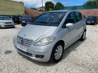 Usado Mercedes A180 Classic 109 CV (80 kW) 2005 Gris / plata Monovolumen