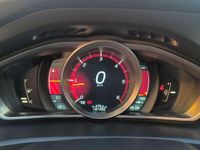 Usado Volvo V40 R-Design Momentum 150 CV (110 kW) 2014 Azul Utilitario