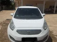 Usado Kia Venga 90 CV (66 kW) 2010 Blanco Utilitario