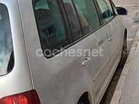 Usado VW Touran 105 CV (77 kW) 2007 Gris / plata Monovolumen