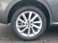 Usado Skoda Kamiq Selection 116 CV (85 kW) 2025 Gris SUV