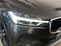 Usado Volvo XC60 Momentum 197 CV (144 kW) 2021 Gris SUV