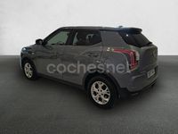 Usado Ssangyong (KGM) Tivoli 128 CV (94 kW) 2023 Gris / plata SUV