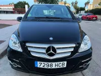 Usado Mercedes B180 109 CV (80 kW) 2011 Negro Utilitario