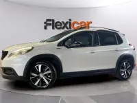 Usado Peugeot 2008 GT-line 120 CV (88 kW) 2017 Blanco SUV