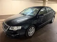 Usado VW Passat Highline 140 CV (102 kW) 2007 Negro Berlina