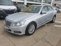 Usado Mercedes E220 Elegance 170 CV (125 kW) 2010 Gris / plata Berlina