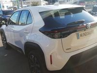 Usado Toyota Yaris Cross Active 116 CV (85 kW) 2023 Blanco SUV