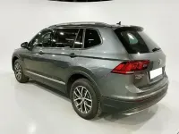 Usado VW Tiguan Comfortline 150 CV (110 kW) 2021 Gris SUV