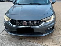Usado Fiat Tipo Business 120 CV (88 kW) 2017 Gris / plata Berlina